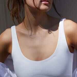 Brandy Melville crop top